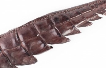 Брелок из крокодила хвост коричневый